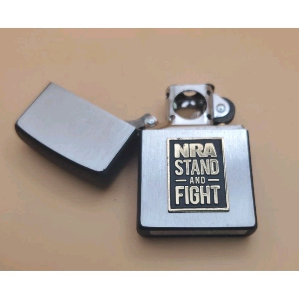 Zippo Lighter With A Stand And Fight, NRA Medallion Silver And Black,  Preowned - Picture 3 of 5